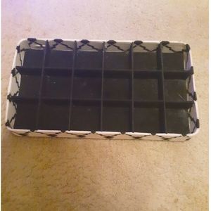 Ellen Tracy Makeup Tray Organizer